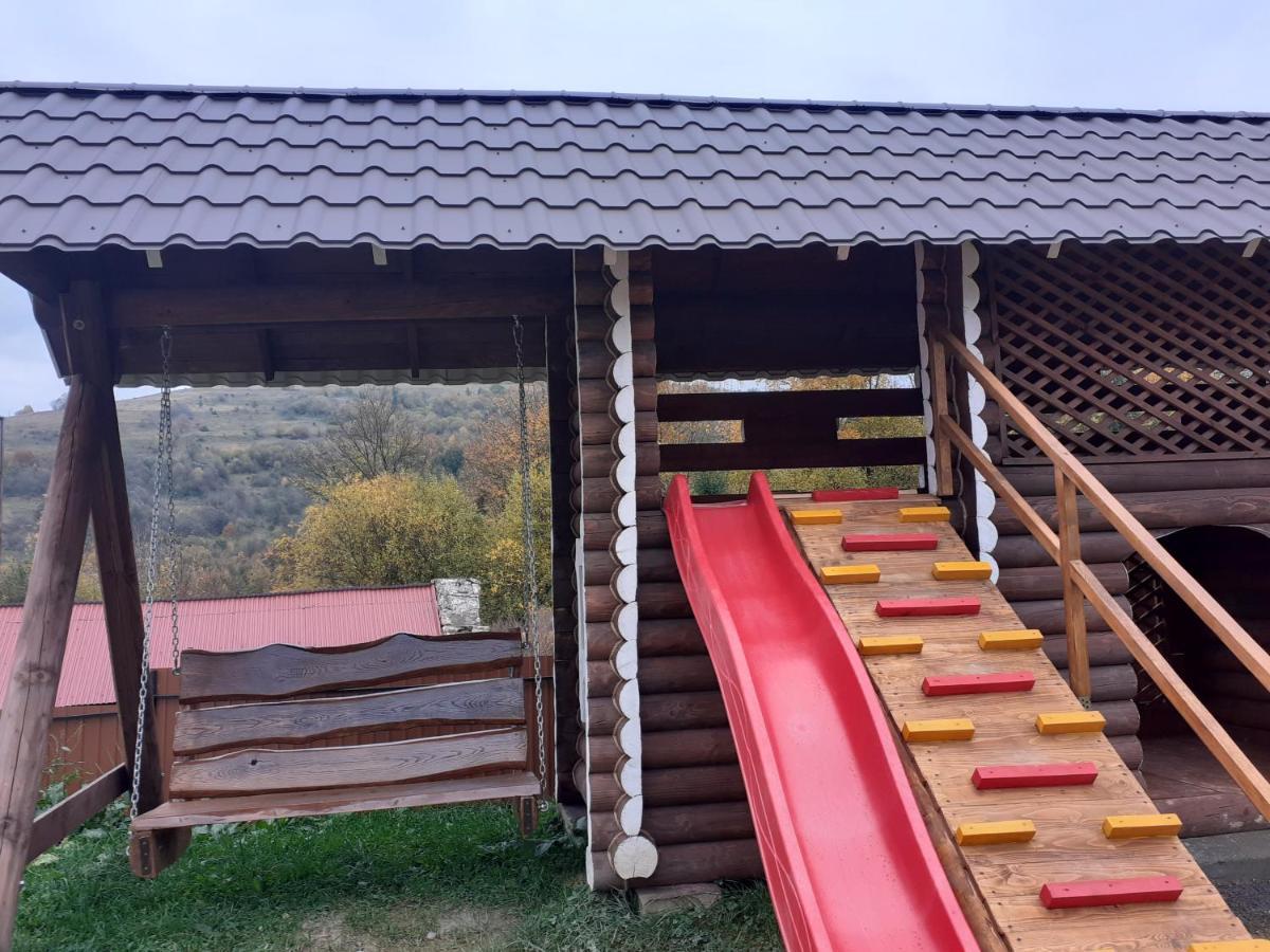 Mountain Dew Hotell Belasovitsa Eksteriør bilde