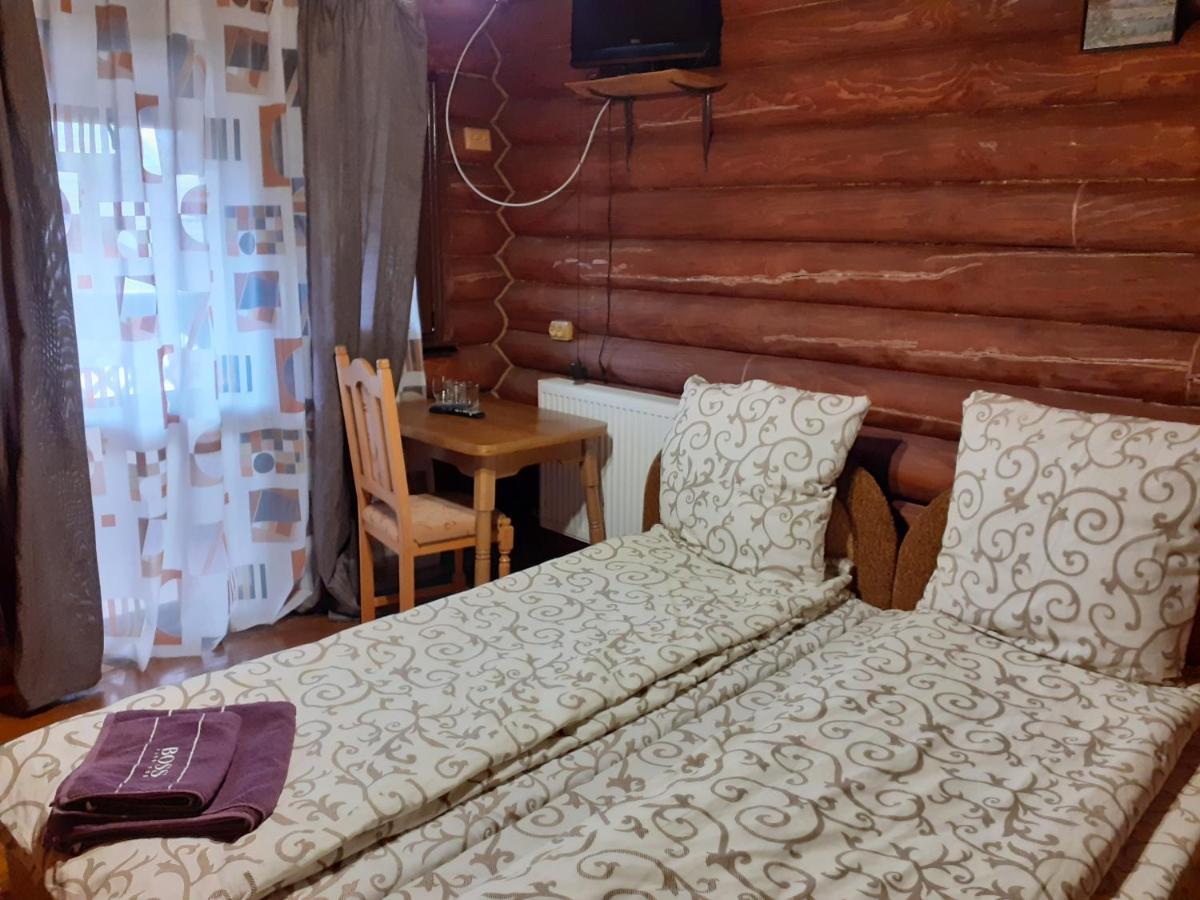 Mountain Dew Hotell Belasovitsa Eksteriør bilde